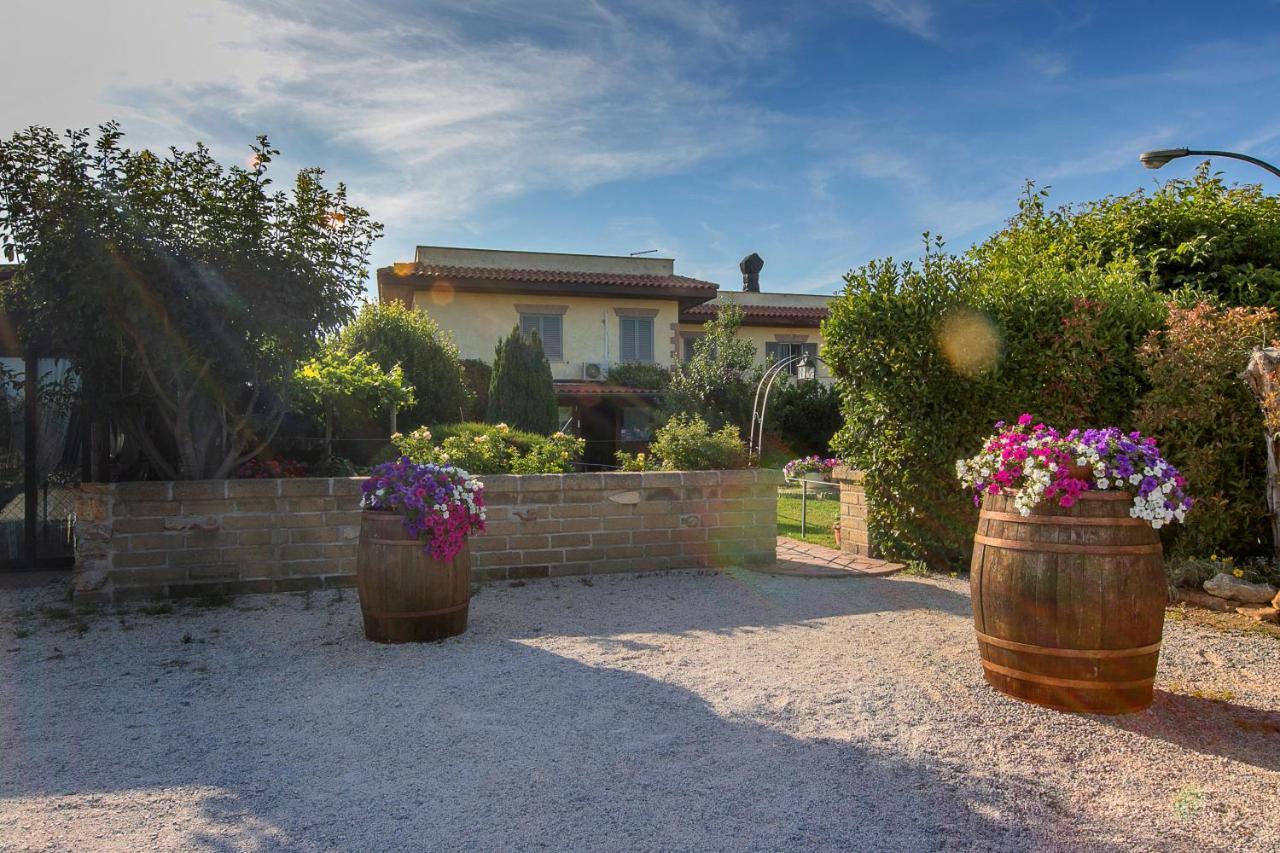 Agriturismo Torre Flavia Ladispoli Exterior photo